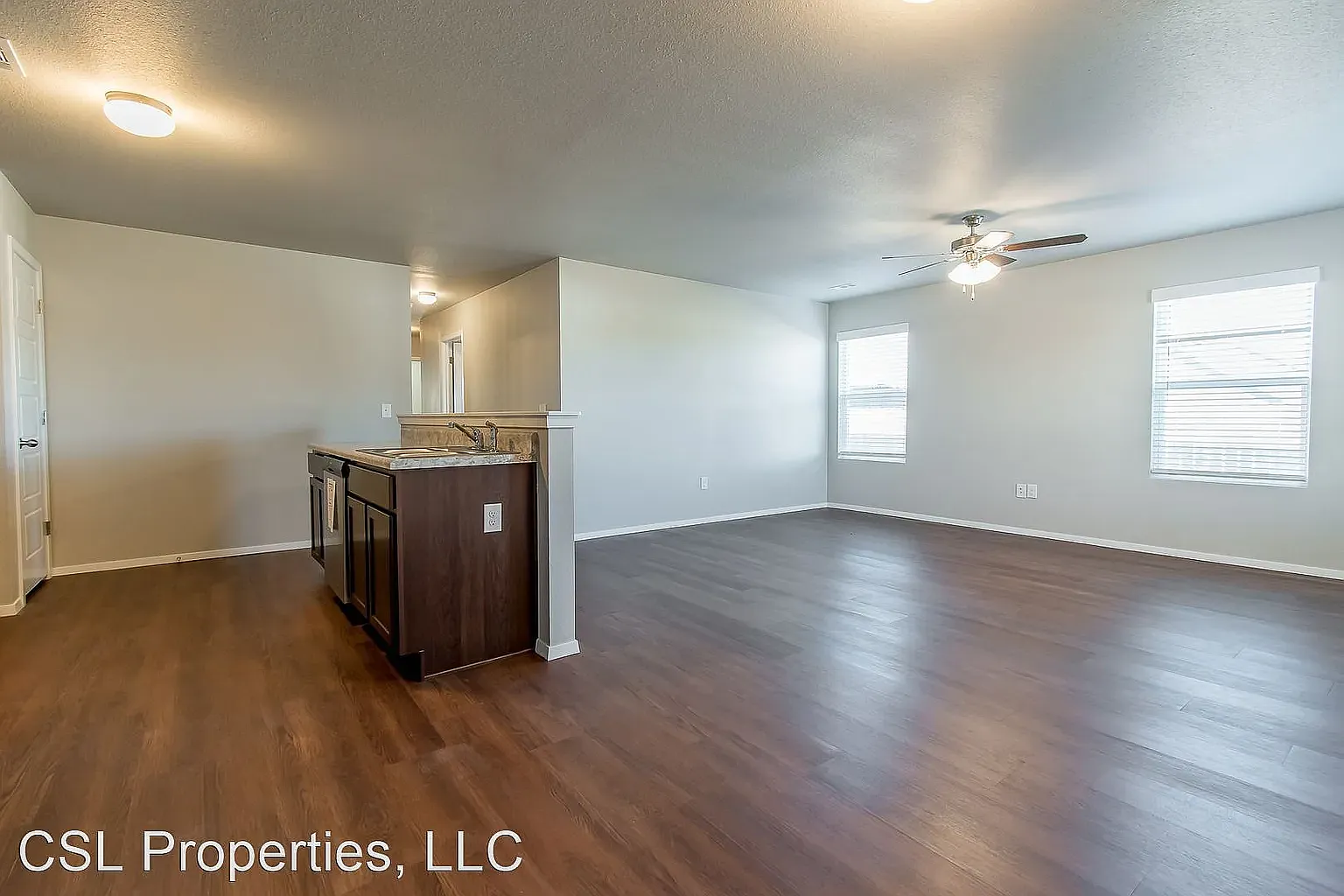 3 bed, 1306 sqft, $1,400 — Photo 2