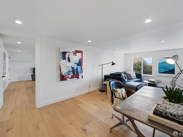 628 Los Palmos Dr — Photo 8
