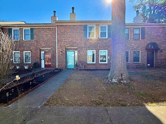 4th image of 11562 Jade Ln SE