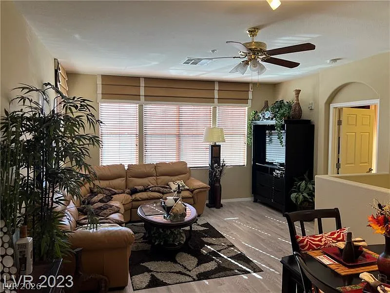 2 bed, 2.0 bath, 1200 sqft, $1,750 — Photo 3