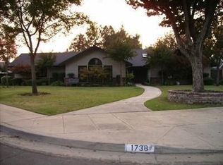 1738 Celeste Ave, Clovis, CA 93611