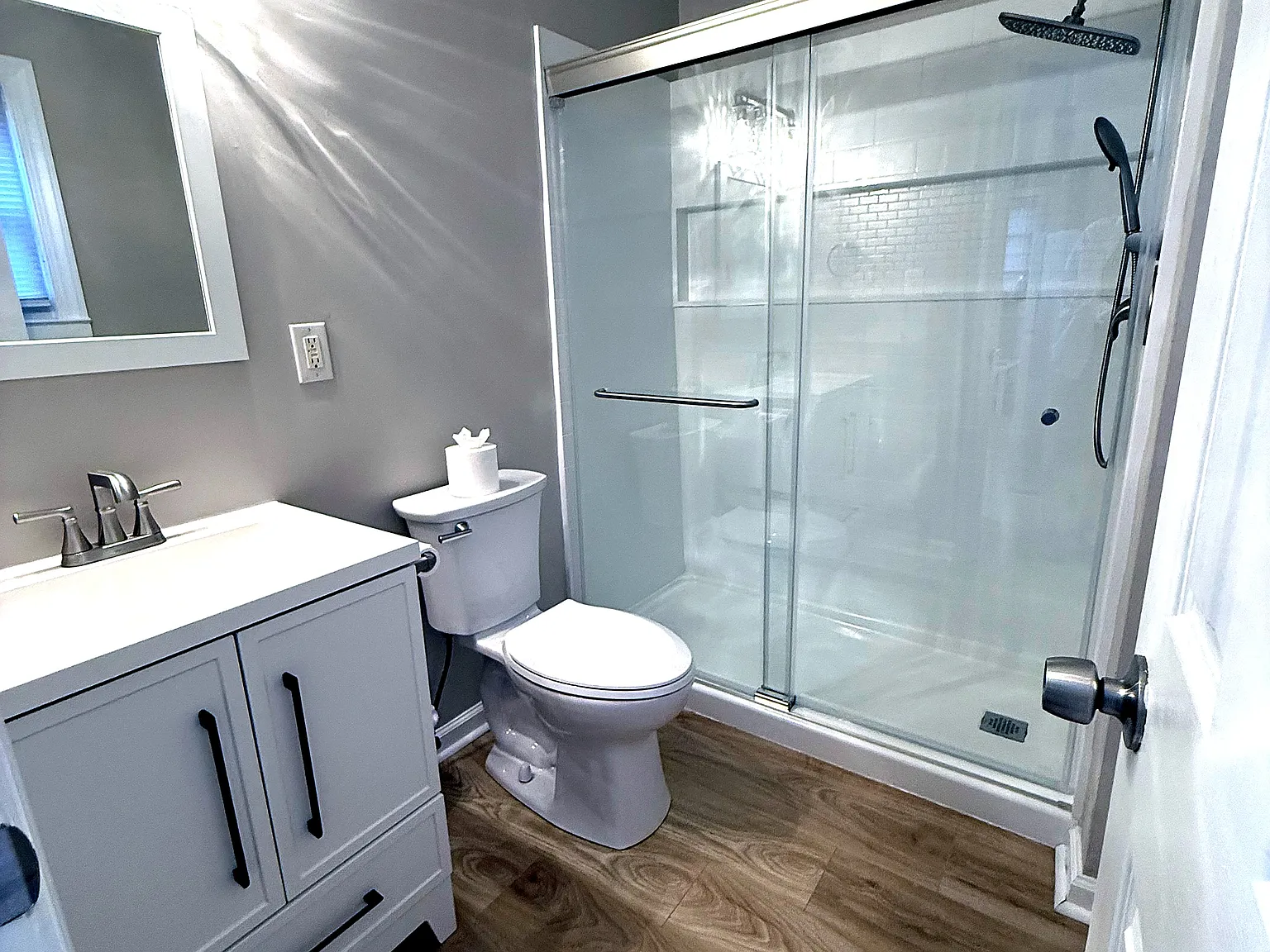 2 bed, $1,950 — Photo 2