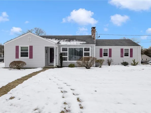 66 Ontario Ave, Warwick, RI 02886
