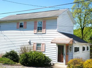 548 Benjamin St, Tarentum, PA 15084