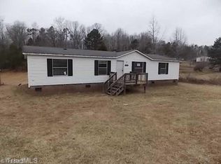 2279 Greenbrook Dr, Trinity, NC 27370