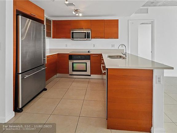 2nd image of 3250 NE 1st Ave APT 914