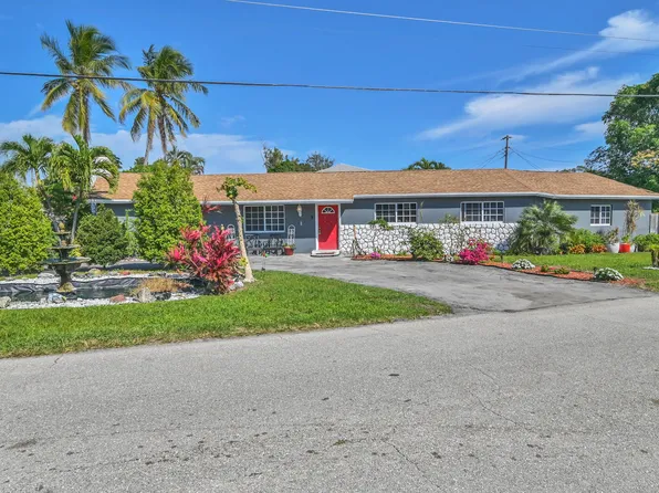 5700 Candlewood Street, Mangonia Park, FL 33407
