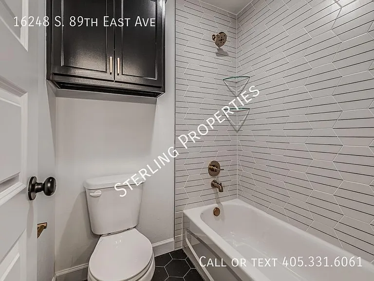 16248 S 89th East Ave — Photo 22