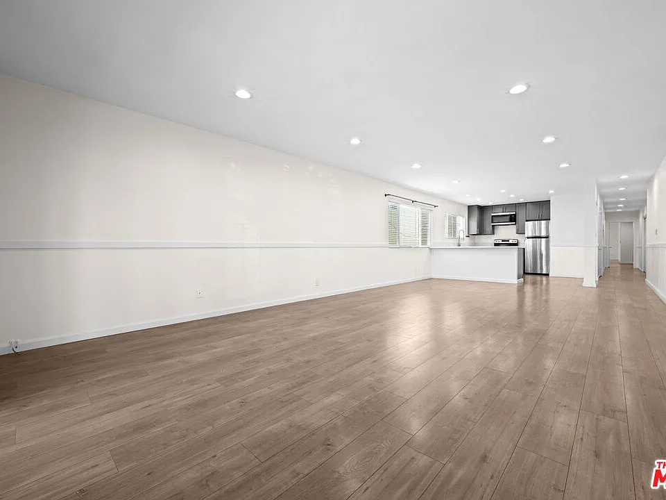 1206 S Holt Ave #1