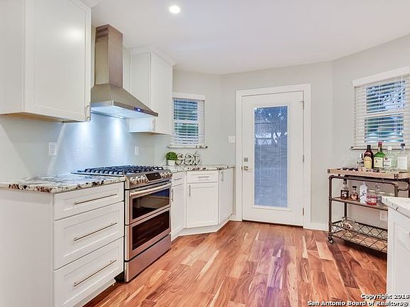 5th image of 108 Northoak Dr