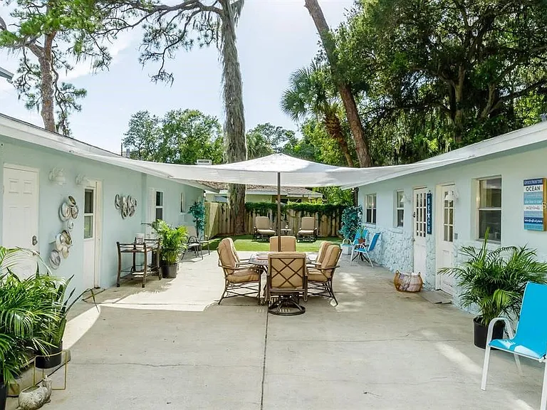 1317 Cocoanut Ave #B — Photo 1