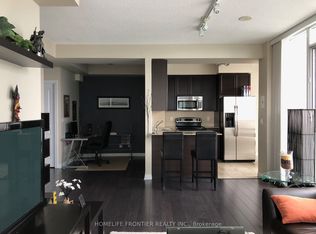 225 Webb Dr #2204, Mississauga, ON L5B 4P2