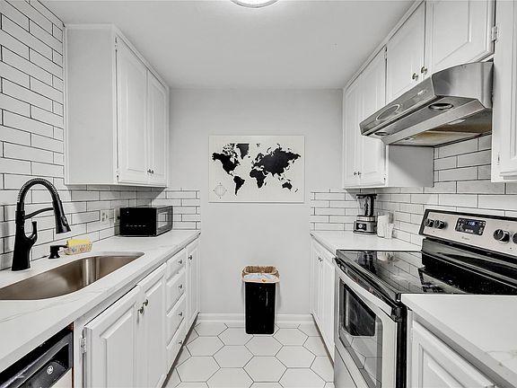 3rd image of 2529 Rio Grande St APT 56