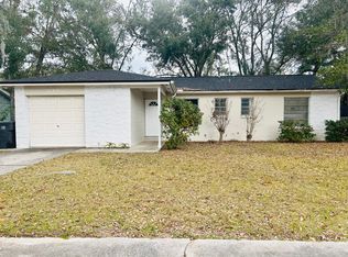 214 Circle Hill Dr, Brandon, FL 33510