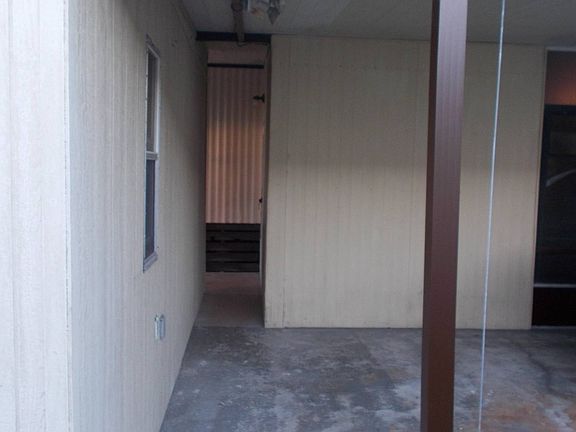 5th image of 38 River Cir