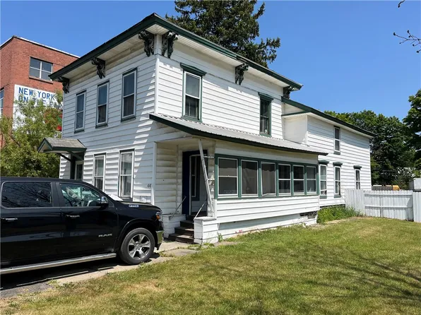 44 Genesee St, New Berlin, NY 13411