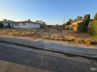 1210 E 9th St, Bakersfield, CA 93307