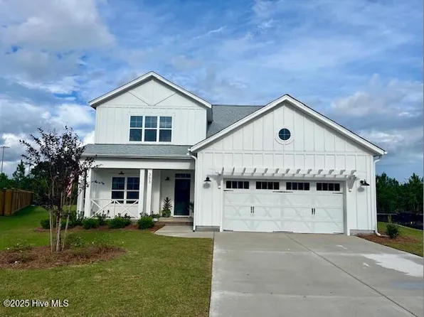 353 Bluebird Lane, Hampstead, NC 28443