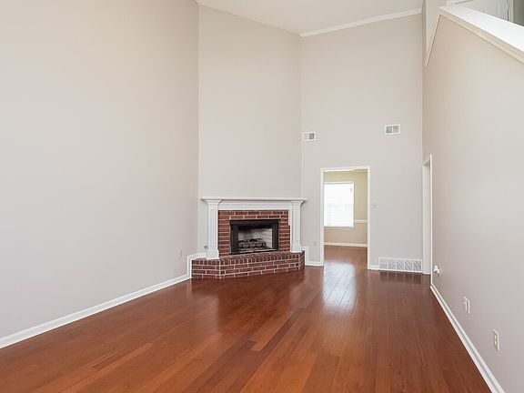 3rd image of 1640 Saddle Ln