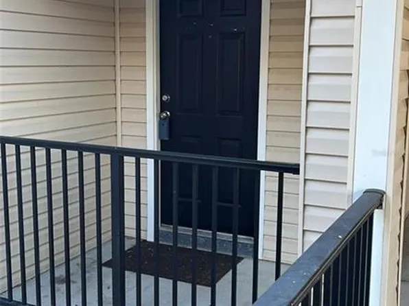 3921 SW 34th St #2R, Gainesville, FL 32608