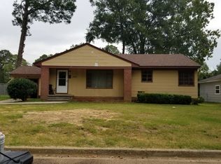 1062 Matthews Ave, Jackson, MS 39209