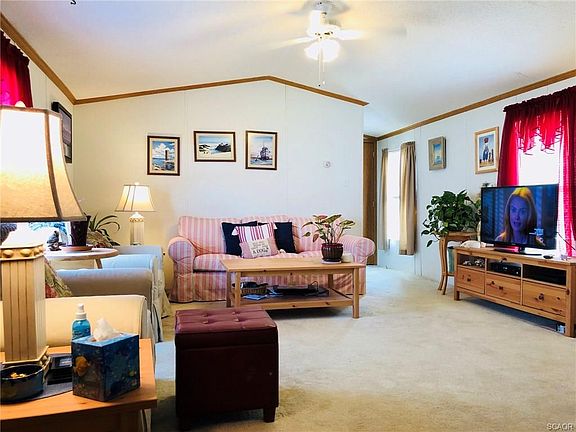 5th image of 35531 Knoll Way