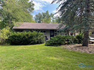 6180 Greenacre Rd, Toledo, OH 43615
