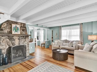 7 Whitecap Rd, Niantic, CT 06357