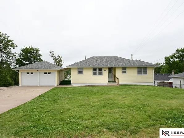 3511 G St, Omaha, NE 68107