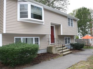 26 Clover Rd, Holbrook, MA 02343