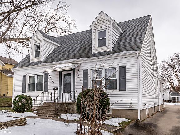 3rd image of 1518 W Main St