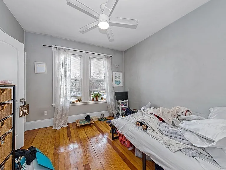 195 E Cottage St #2 — Photo 11