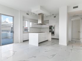 155 E Boca Raton Rd