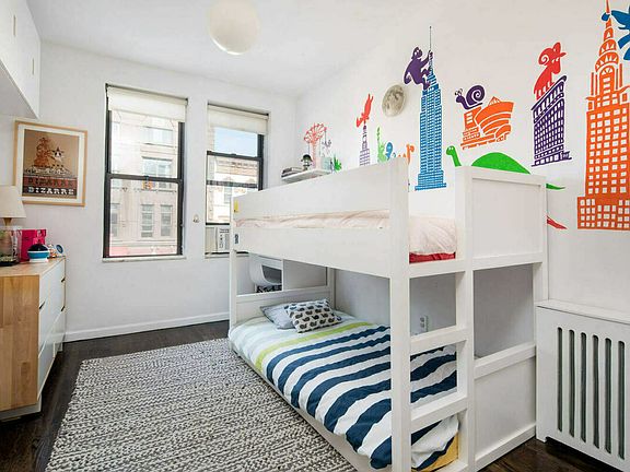 4th image of 341 6th St #1V