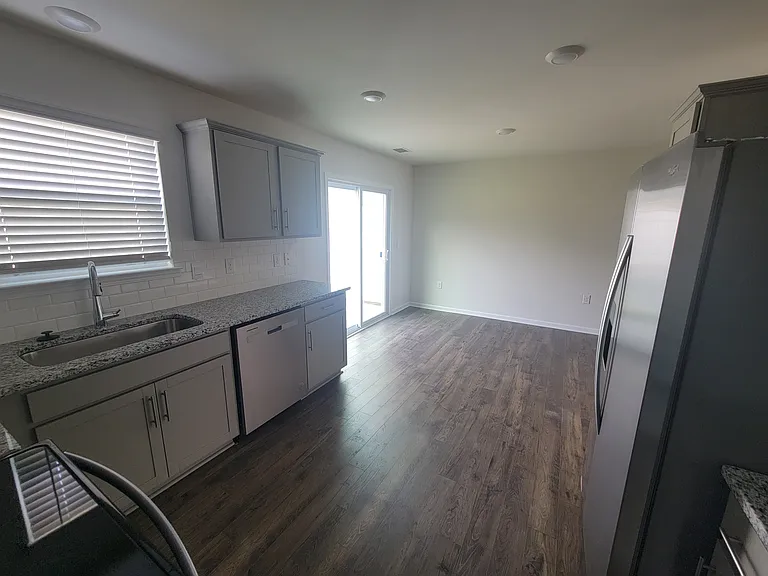 110 Clear Creek Ln — Photo 7
