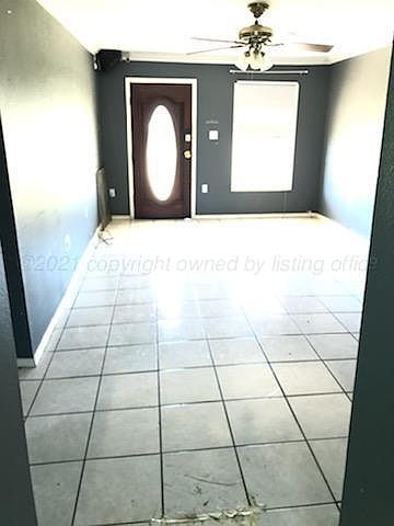 2nd image of 607 E 6th St