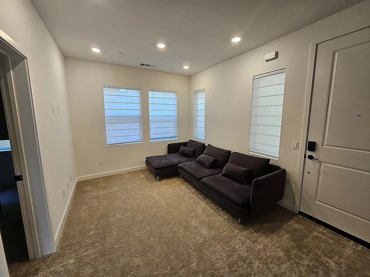 1 bed, 500 sqft, $1,950 — Photo 1