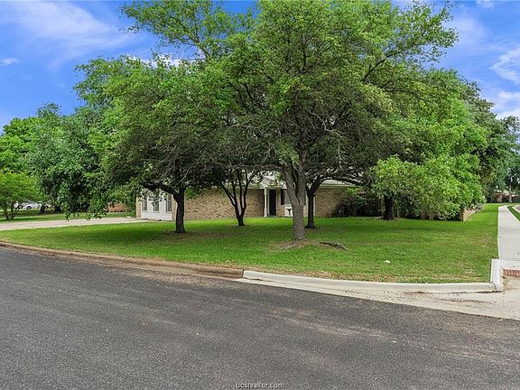 2nd image of 3107 Bluestem Dr