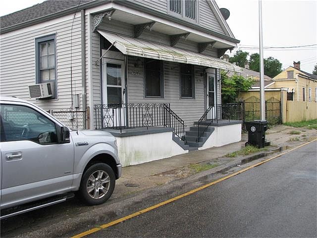 1st image of 2418 N Claiborne Ave