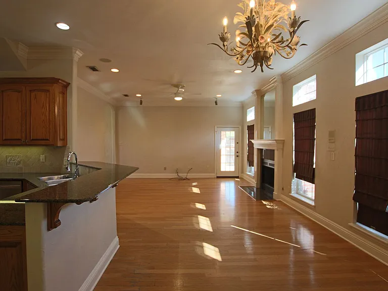 1202 River Bend Dr — Photo 8