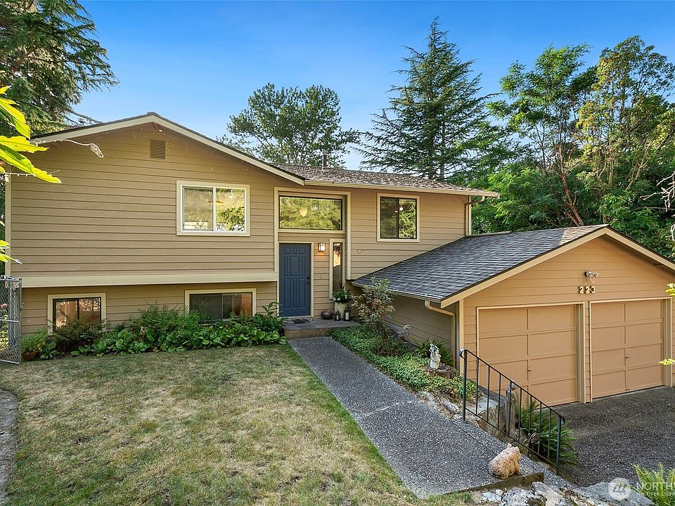 1st image of 223 19th Avenue