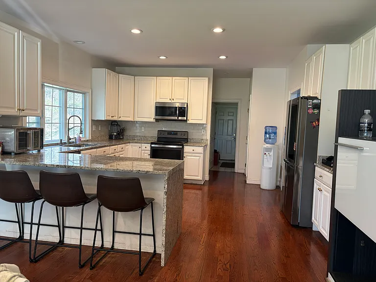 23 Indian Rock Rd — Photo 8