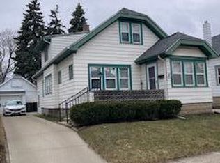 325 N 71st STREET, Wauwatosa, WI 53213