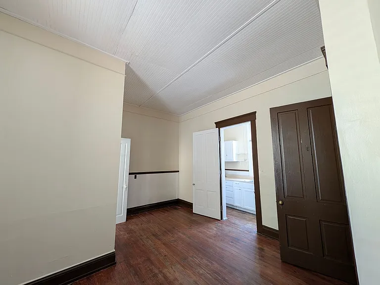 1428 Rufer Ave — Photo 3