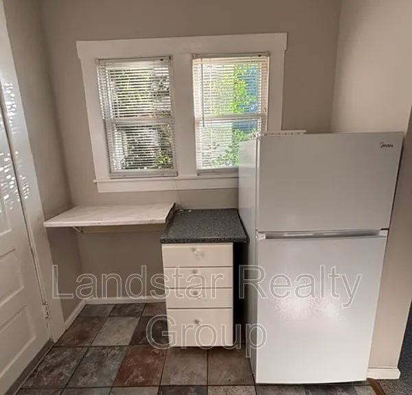 2127 Grinstead Dr #1 — Photo 26