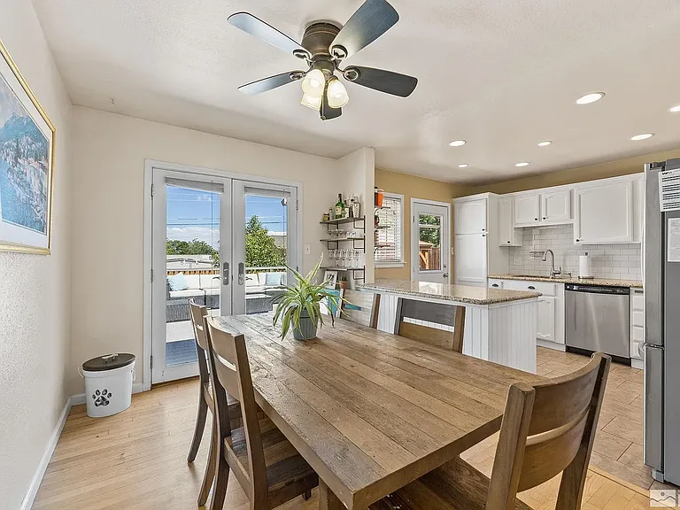 1040 Munley Dr — Photo 8