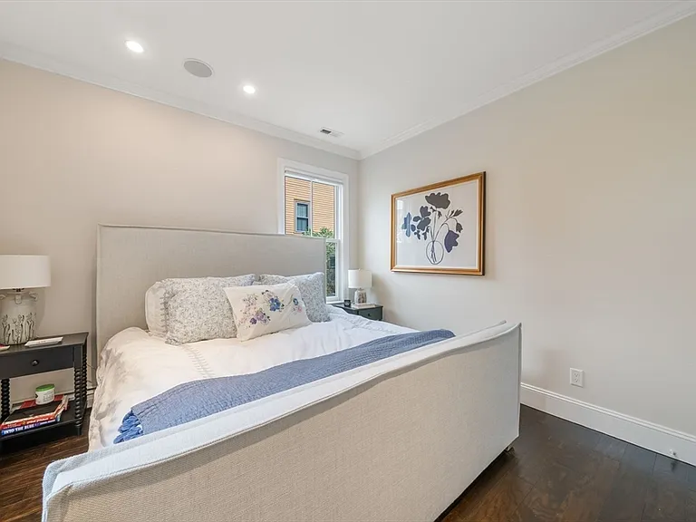 619 Franklin St #1 — Photo 19