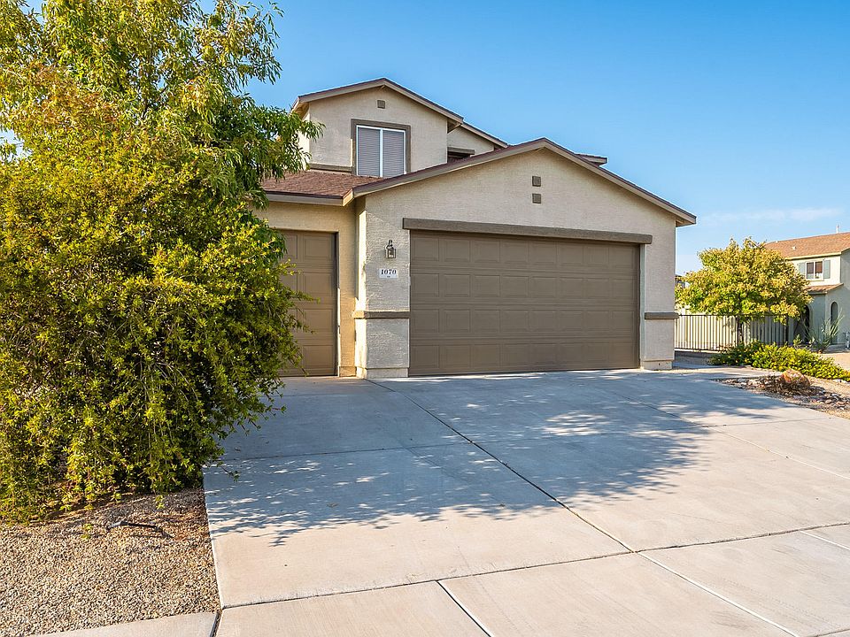 1st image of 1070 W Calle Puesta Del Sol