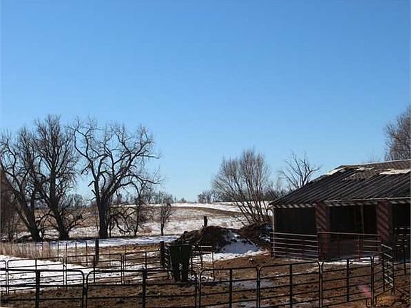 3rd image of 7366 Road 108