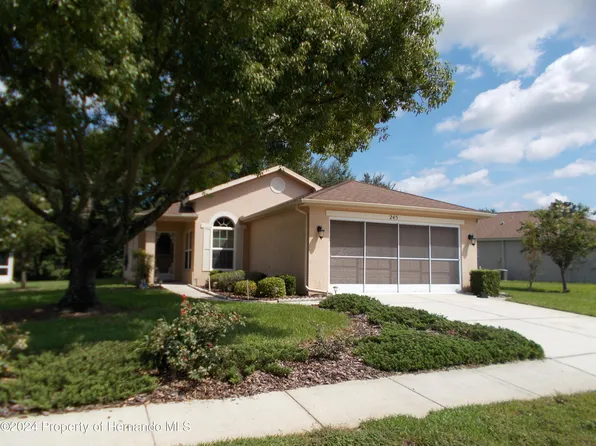245 Center Oak Cir, Spring Hill, FL 34609